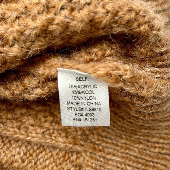 In Loom Tan Camel Brown Chunky Cable Knit Wool Sweater Size S NWT - Picture 14 of 16